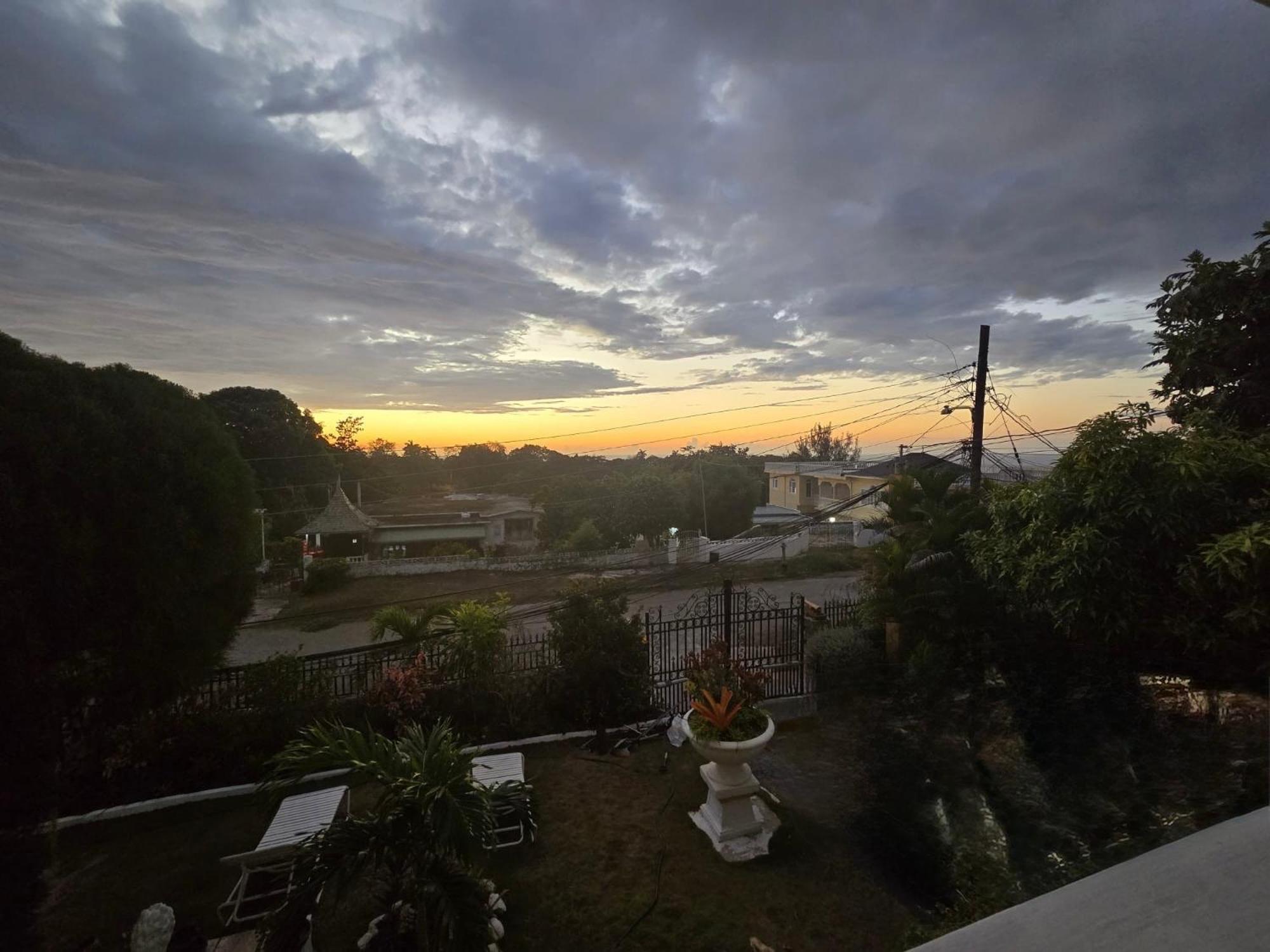 Paradise Palms Jamaica Vacation Rental Montego Bay Exterior foto